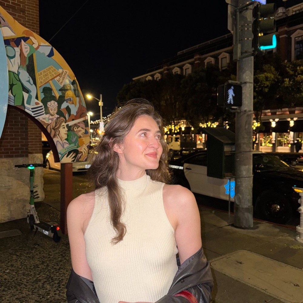 Meet your Posher, Olivia